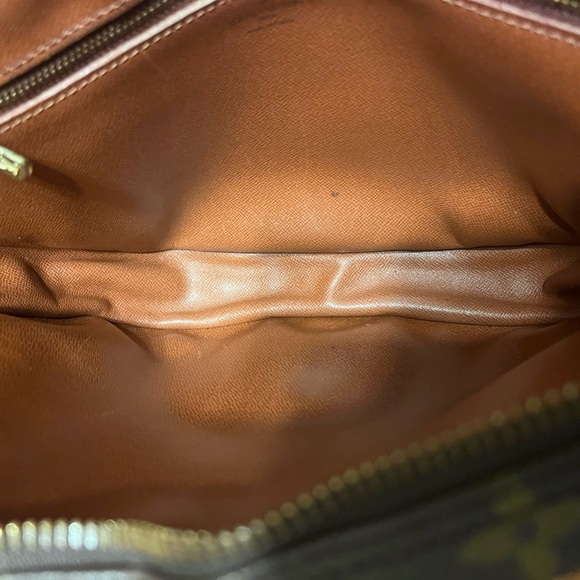 Louis Vuitton Jeune Fille MM shoulder bag - Picture 12 of 16